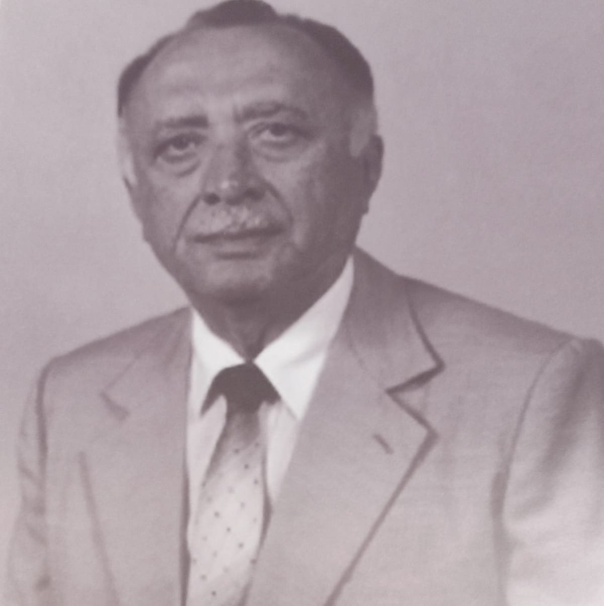 ARI GOÉS DE PAULA